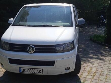 Білий Фольксваген Transporter, об'ємом двигуна 2 л та пробігом 243 тис. км за 14396 $, фото 1 на Automoto.ua