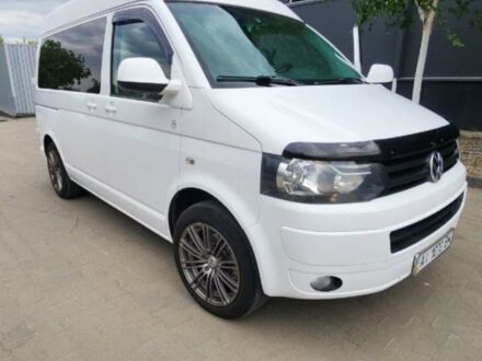Белый Фольксваген Transporter, объемом двигателя 1.97 л и пробегом 170 тыс. км за 17000 $, фото 1 на Automoto.ua