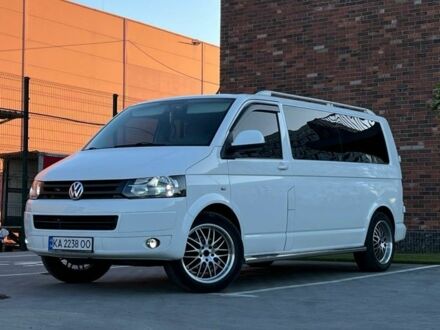 Фольксваген Transporter 2012 в Киеве на Automoto.ua Белый Фольксваген Transporter, объемом двигателя 2 л и пробегом 161 тыс. км за 14500 $, фото 1 на Automoto.ua