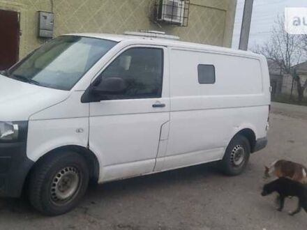 Фольксваген Transporter 2013 в Подольск (Котовск) на Automoto.ua Белый Фольксваген Transporter, объемом двигателя 2 л и пробегом 310 тыс. км за 6777 $, фото 1 на Automoto.ua