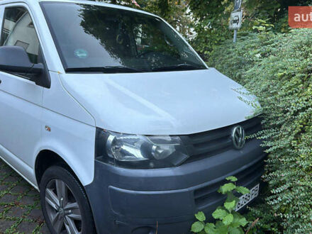Білий Фольксваген Transporter, об'ємом двигуна 1.97 л та пробігом 285 тис. км за 17000 $, фото 1 на Automoto.ua