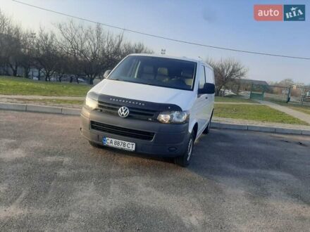 Фольксваген Transporter 2013 в Черкассах на Automoto.ua Белый Фольксваген Transporter, объемом двигателя 2 л и пробегом 265 тыс. км за 11950 $, фото 1 на Automoto.ua