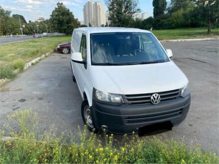 Белый Фольксваген Transporter, объемом двигателя 2 л и пробегом 400 тыс. км за 12000 $, фото 1 на Automoto.ua