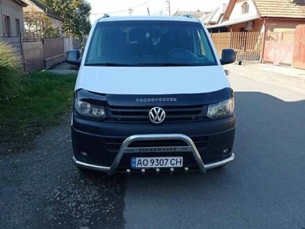 Фольксваген Transporter 2014 в Береговом на Automoto.ua Белый Фольксваген Transporter, объемом двигателя 1.97 л и пробегом 300 тыс. км за 13600 $, фото 1 на Automoto.ua