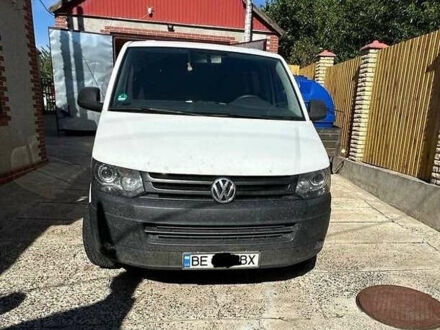 Білий Фольксваген Transporter, об'ємом двигуна 1.97 л та пробігом 280 тис. км за 16000 $, фото 1 на Automoto.ua