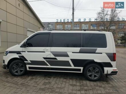 Белый Фольксваген Transporter, объемом двигателя 2 л и пробегом 269 тыс. км за 20500 $, фото 1 на Automoto.ua