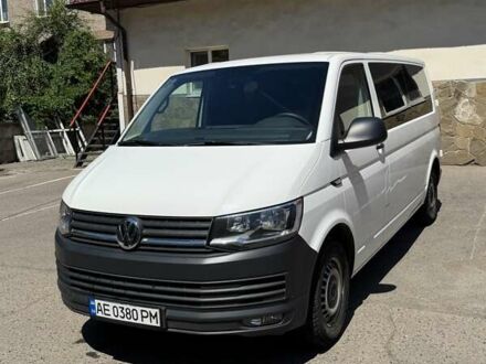 Білий Фольксваген Transporter, об'ємом двигуна 2 л та пробігом 271 тис. км за 18000 $, фото 1 на Automoto.ua