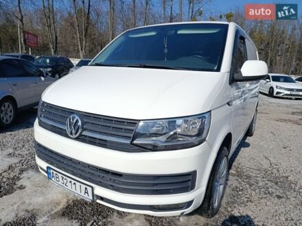 Белый Фольксваген Transporter, объемом двигателя 1.97 л и пробегом 235 тыс. км за 15500 $, фото 1 на Automoto.ua
