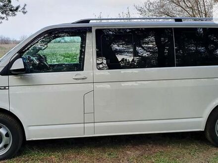 Белый Фольксваген Transporter, объемом двигателя 2 л и пробегом 270 тыс. км за 23100 $, фото 1 на Automoto.ua