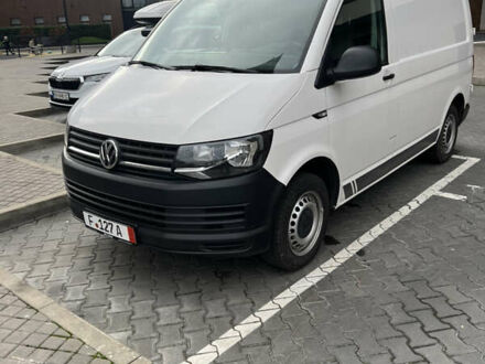 Белый Фольксваген Transporter, объемом двигателя 1.97 л и пробегом 384 тыс. км за 19999 $, фото 1 на Automoto.ua