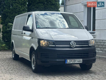 Белый Фольксваген Transporter, объемом двигателя 2 л и пробегом 264 тыс. км за 15900 $, фото 1 на Automoto.ua