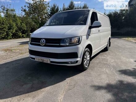 Белый Фольксваген Transporter, объемом двигателя 2 л и пробегом 198 тыс. км за 17500 $, фото 1 на Automoto.ua