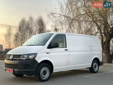 Фольксваген Transporter 2017 в Здолбунове на Automoto.ua Белый Фольксваген Transporter, объемом двигателя 0 л и пробегом 236 тыс. км за 15950 $, фото 1 на Automoto.ua