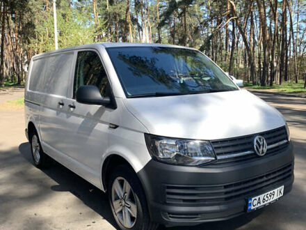 Белый Фольксваген Transporter, объемом двигателя 2 л и пробегом 213 тыс. км за 18900 $, фото 1 на Automoto.ua