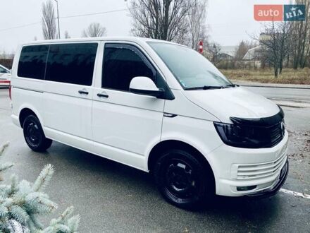 Белый Фольксваген Transporter, объемом двигателя 2 л и пробегом 214 тыс. км за 21500 $, фото 1 на Automoto.ua