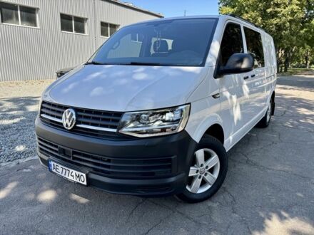 Фольксваген Transporter 2019 в Днепре (Днепропетровске) на Automoto.ua Белый Фольксваген Transporter, объемом двигателя 2 л и пробегом 230 тыс. км за 26500 $, фото 1 на Automoto.ua