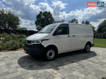Белый Фольксваген Transporter, объемом двигателя 2 л и пробегом 275 тыс. км за 26700 $, фото 1 на Automoto.ua