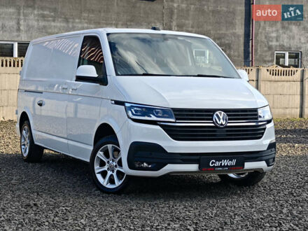 Білий Фольксваген Transporter, об'ємом двигуна 2 л та пробігом 215 тис. км за 28842 $, фото 1 на Automoto.ua