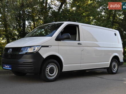 Белый Фольксваген Transporter, объемом двигателя 1.97 л и пробегом 236 тыс. км за 23500 $, фото 1 на Automoto.ua