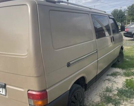 Бежевий Фольксваген Transporter, об'ємом двигуна 1.9 л та пробігом 200 тис. км за 3300 $, фото 3 на Automoto.ua