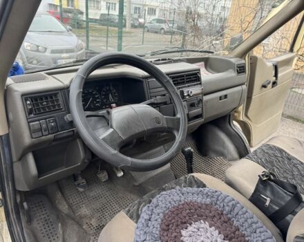 Бежевый Фольксваген Transporter, объемом двигателя 2.4 л и пробегом 350 тыс. км за 2450 $, фото 11 на Automoto.ua