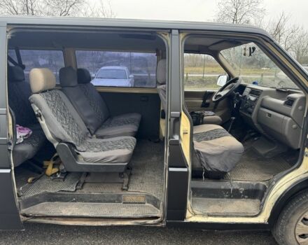 Бежевый Фольксваген Transporter, объемом двигателя 2.4 л и пробегом 350 тыс. км за 2450 $, фото 10 на Automoto.ua