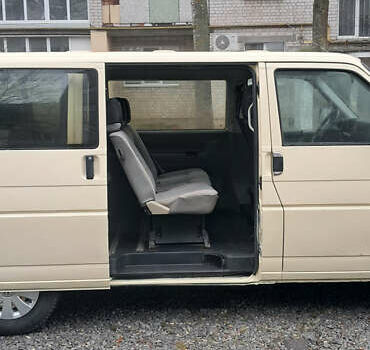 Бежевий Фольксваген Transporter, об'ємом двигуна 2.46 л та пробігом 529 тис. км за 6200 $, фото 12 на Automoto.ua