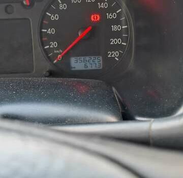 Бежевый Фольксваген Transporter, объемом двигателя 2.46 л и пробегом 356 тыс. км за 5500 $, фото 7 на Automoto.ua