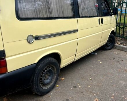 Бежевый Фольксваген Transporter, объемом двигателя 2.5 л и пробегом 380 тыс. км за 5900 $, фото 4 на Automoto.ua