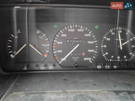 Бежевий Фольксваген Transporter, об'ємом двигуна 1.9 л та пробігом 310 тис. км за 4800 $, фото 1 на Automoto.ua