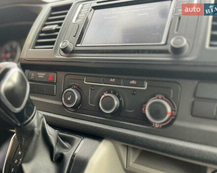 Черный Фольксваген Transporter, объемом двигателя 1.97 л и пробегом 187 тыс. км за 19900 $, фото 12 на Automoto.ua