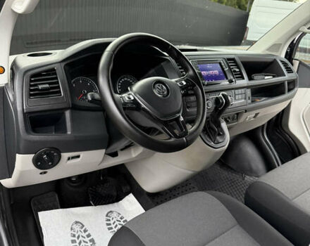 Чорний Фольксваген Transporter, об'ємом двигуна 2 л та пробігом 224 тис. км за 20999 $, фото 14 на Automoto.ua