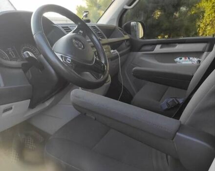 Черный Фольксваген Transporter, объемом двигателя 2 л и пробегом 226 тыс. км за 24000 $, фото 2 на Automoto.ua