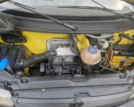 Чорний Фольксваген Transporter, об'ємом двигуна 1.9 л та пробігом 375 тис. км за 2700 $, фото 5 на Automoto.ua