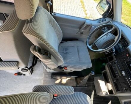 Черный Фольксваген Transporter, объемом двигателя 0 л и пробегом 255 тыс. км за 2600 $, фото 9 на Automoto.ua