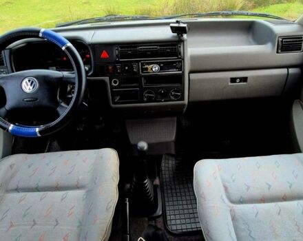 Черный Фольксваген Transporter, объемом двигателя 2.5 л и пробегом 325 тыс. км за 3300 $, фото 17 на Automoto.ua