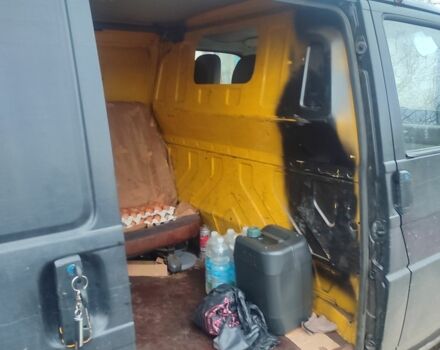 Чорний Фольксваген Transporter, об'ємом двигуна 1.9 л та пробігом 438 тис. км за 2500 $, фото 7 на Automoto.ua
