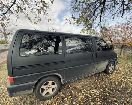 Черный Фольксваген Transporter, объемом двигателя 2.5 л и пробегом 462 тыс. км за 4000 $, фото 1 на Automoto.ua