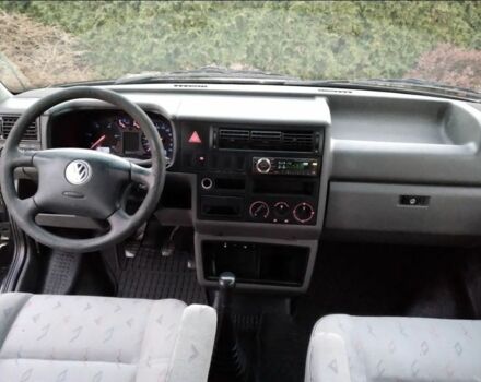 Черный Фольксваген Transporter, объемом двигателя 2.5 л и пробегом 284 тыс. км за 2150 $, фото 6 на Automoto.ua