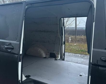 Чорний Фольксваген Transporter, об'ємом двигуна 2.5 л та пробігом 300 тис. км за 4800 $, фото 9 на Automoto.ua