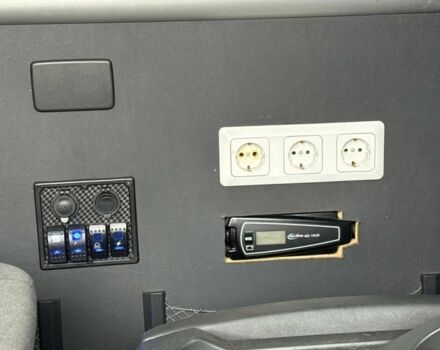 Черный Фольксваген Transporter, объемом двигателя 0 л и пробегом 400 тыс. км за 5000 $, фото 12 на Automoto.ua