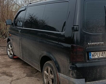 Черный Фольксваген Transporter, объемом двигателя 2 л и пробегом 248 тыс. км за 6000 $, фото 5 на Automoto.ua