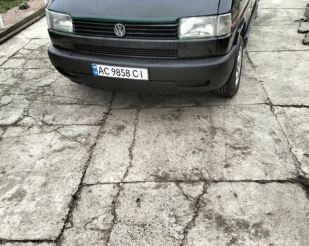 Черный Фольксваген Transporter, объемом двигателя 0 л и пробегом 300 тыс. км за 3700 $, фото 1 на Automoto.ua