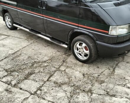 Черный Фольксваген Transporter, объемом двигателя 0 л и пробегом 300 тыс. км за 3700 $, фото 2 на Automoto.ua