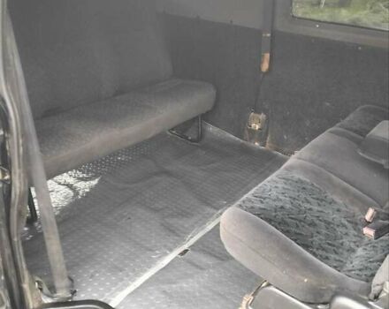 Черный Фольксваген Transporter, объемом двигателя 2.5 л и пробегом 300 тыс. км за 3700 $, фото 7 на Automoto.ua