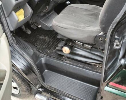 Черный Фольксваген Transporter, объемом двигателя 2.5 л и пробегом 300 тыс. км за 3700 $, фото 9 на Automoto.ua