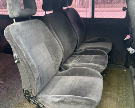 Чорний Фольксваген Transporter, об'ємом двигуна 2.4 л та пробігом 489 тис. км за 5100 $, фото 6 на Automoto.ua