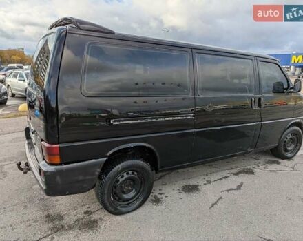 Чорний Фольксваген Transporter, об'ємом двигуна 1.9 л та пробігом 380 тис. км за 4800 $, фото 3 на Automoto.ua