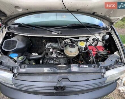 Черный Фольксваген Transporter, объемом двигателя 1.9 л и пробегом 341 тыс. км за 5500 $, фото 3 на Automoto.ua