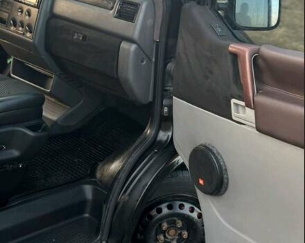 Чорний Фольксваген Transporter, об'ємом двигуна 2.5 л та пробігом 450 тис. км за 5900 $, фото 5 на Automoto.ua